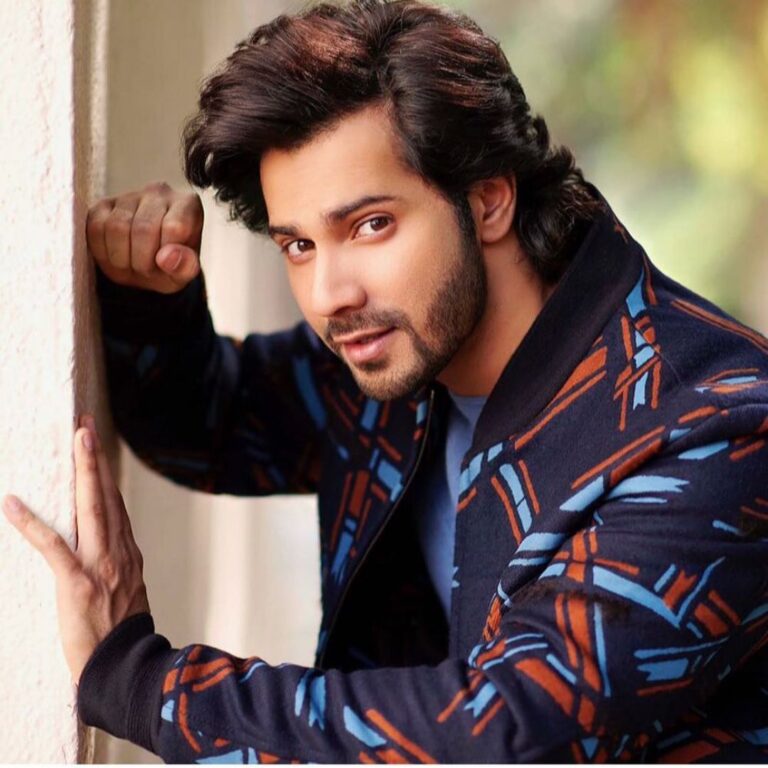 Top 10 Most Handsome Bollywood Actors In Bollywood in 2020